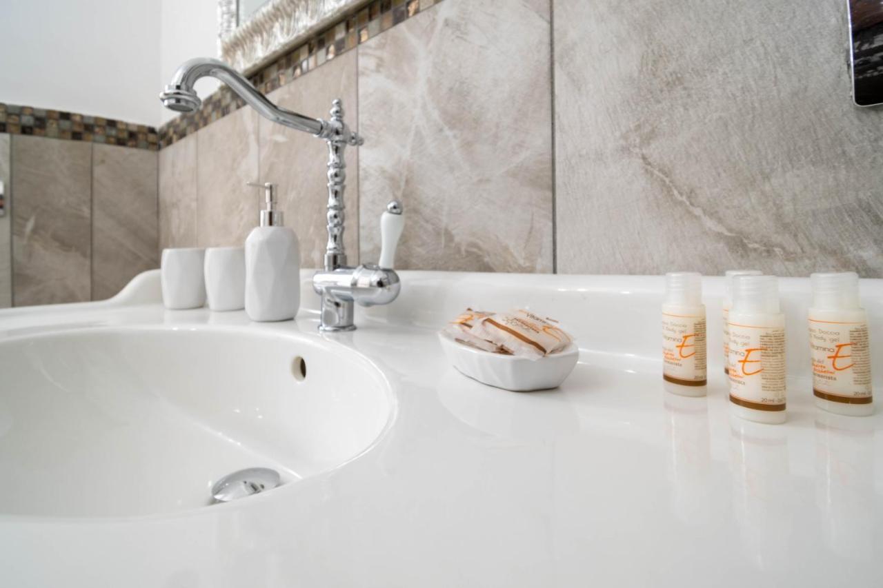 Luxury Villa Arianna Tarano Ngoại thất bức ảnh