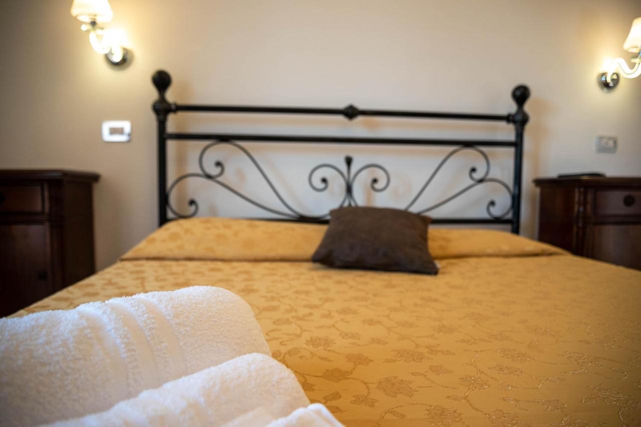 Luxury Villa Arianna Tarano Ngoại thất bức ảnh